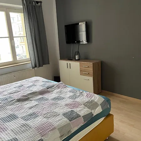 Mit 2 Schlafzimmern In Dresdner Neustadt *